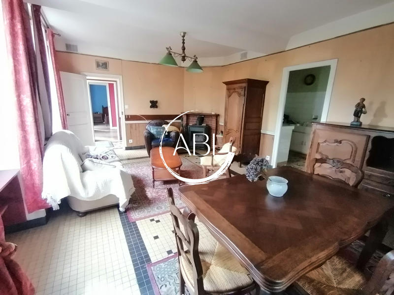 Maison - 110 m² - 4 pièces