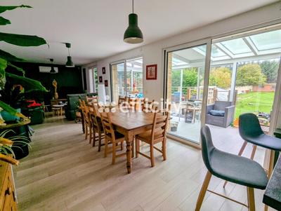 Maison - 126 m² - 6 pièces