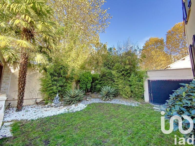 Maison - 270 m² - 6 pièces