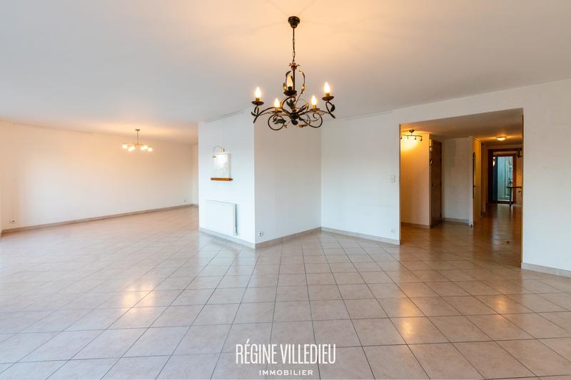 Appartement - 174 m² - 6 pièces