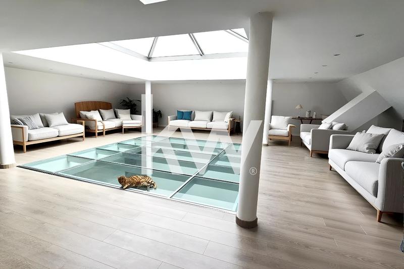 Maison d'architecte - 446 m² - 9 pièces