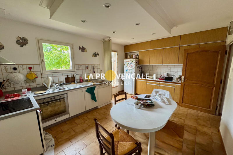 Maison - 184 m² - 6 pièces