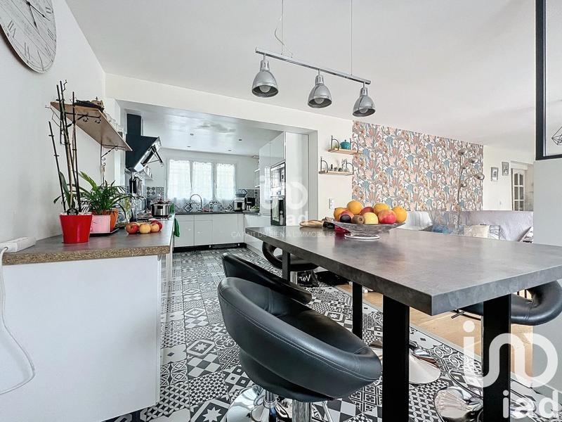 Maison - 142 m² - 7 pièces