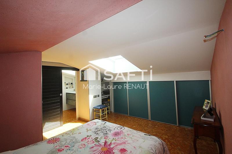 Villa - 254 m² - 8 pièces