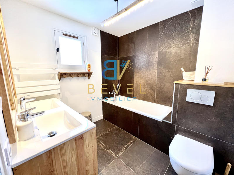 Châlet - 140 m² - 6 pièces