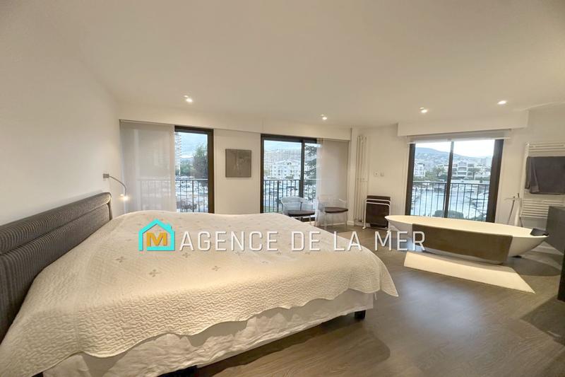 Appartement - 121 m² - 4 pièces