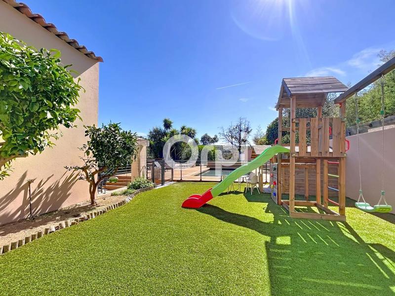 Maison - 91 m² - 4 pièces