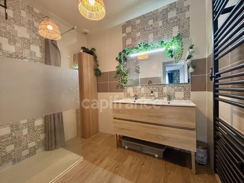 Maison - 98 m² - 5 pièces