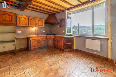 Maison - 195 m² - 7 pièces