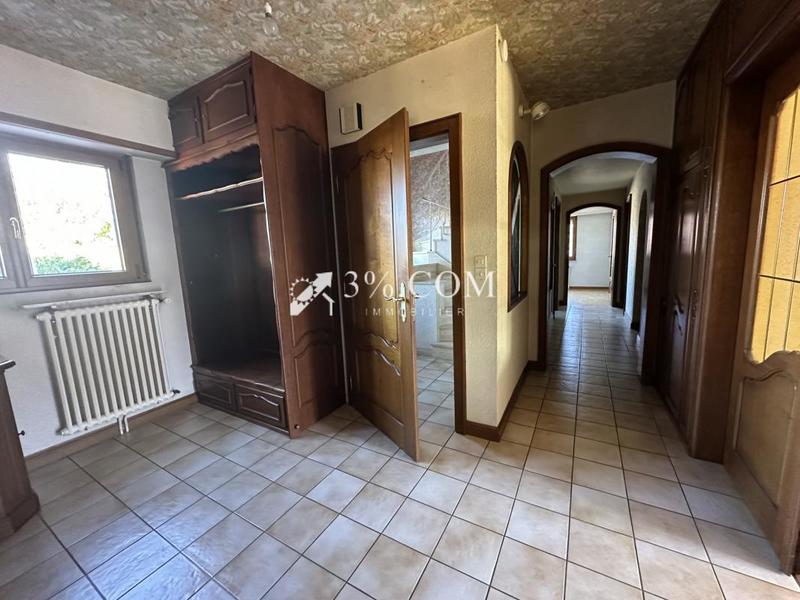 Maison - 200 m² - 8 pièces