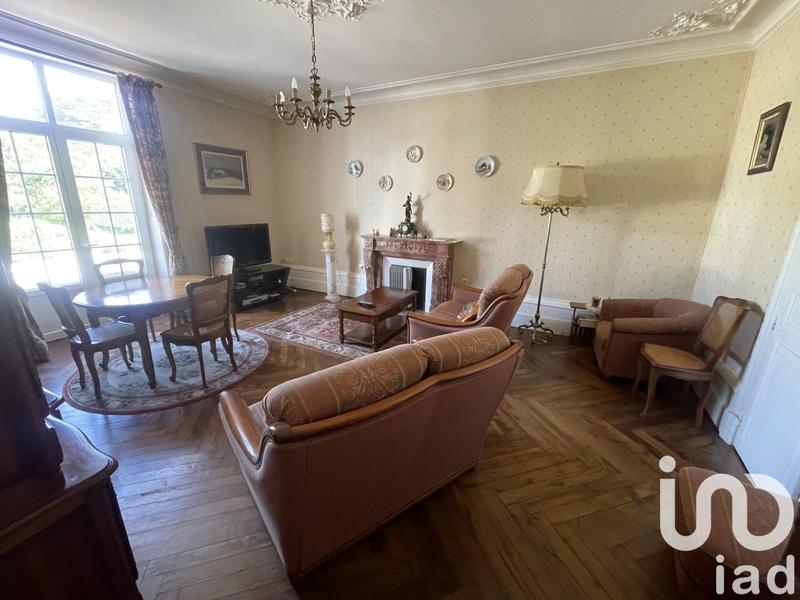 Maison - 210 m² - 6 pièces