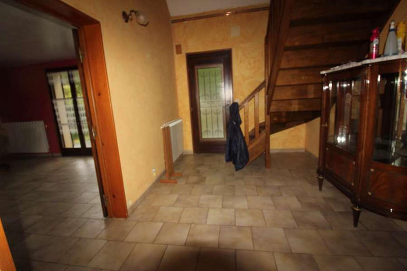 Maison - 235 m² - 9 pièces