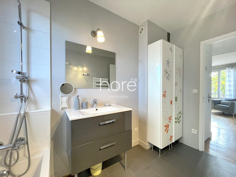 Appartement - 64 m² - 3 pièces