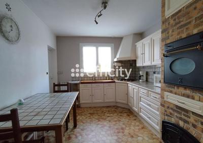 Maison - 116 m² - 6 pièces