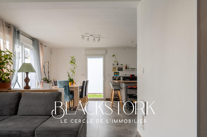 Maison - 90 m² - 6 pièces