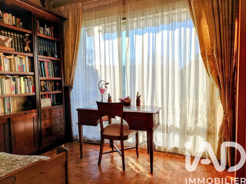 Appartement - 116 m² - 6 pièces