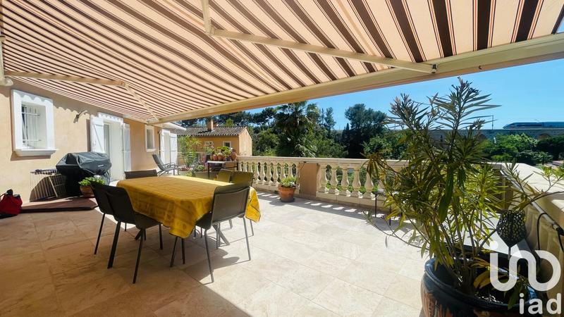 Maison - 191 m² - 7 pièces