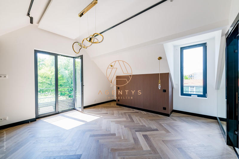 Maison contemporaine - 120 m² - 6 pièces