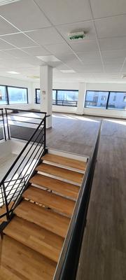 Bureau - 238 m²