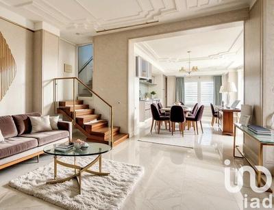 Maison de ville - 164 m² - 8 pièces