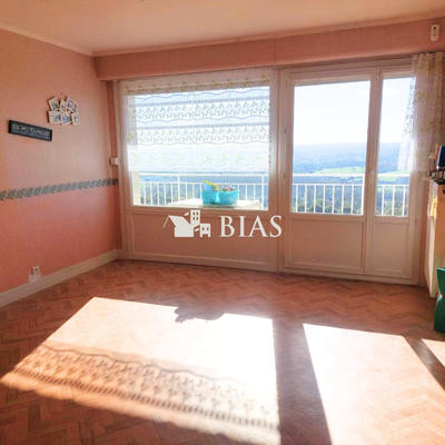 Appartement - 74 m² - 4 pièces