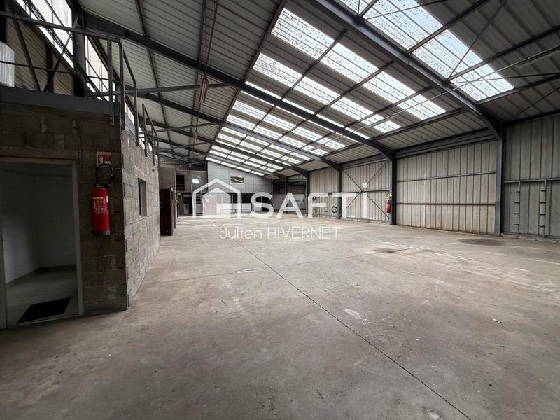 Local commercial - 1 100 m² - 5 pièces