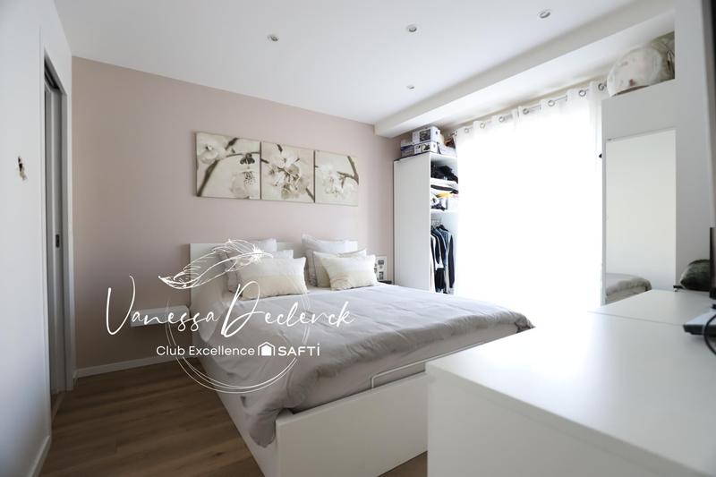 Maison - 137 m² - 6 pièces