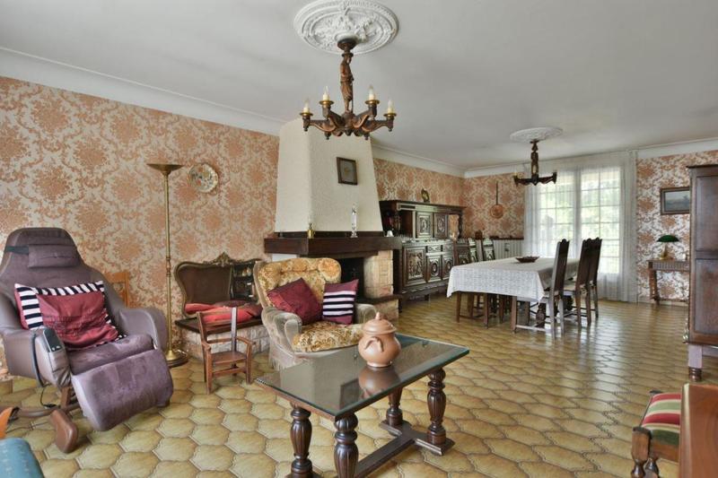 Maison - 176 m² - 8 pièces