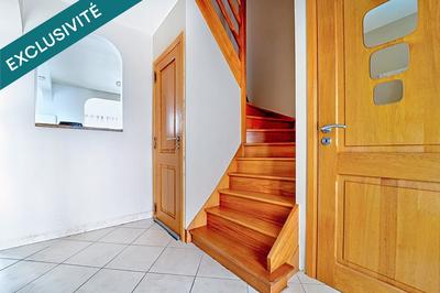 Maison - 92 m² - 5 pièces