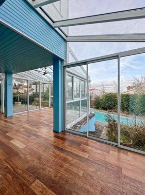 Demeure - 246 m² - 5 pièces