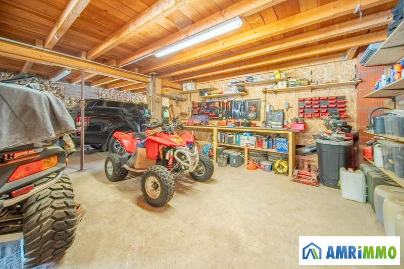 Maison - 200 m² - 7 pièces