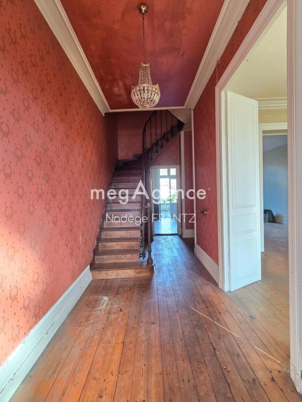 Maison - 192 m² - 8 pièces