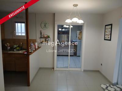 Maison - 115 m² - 6 pièces