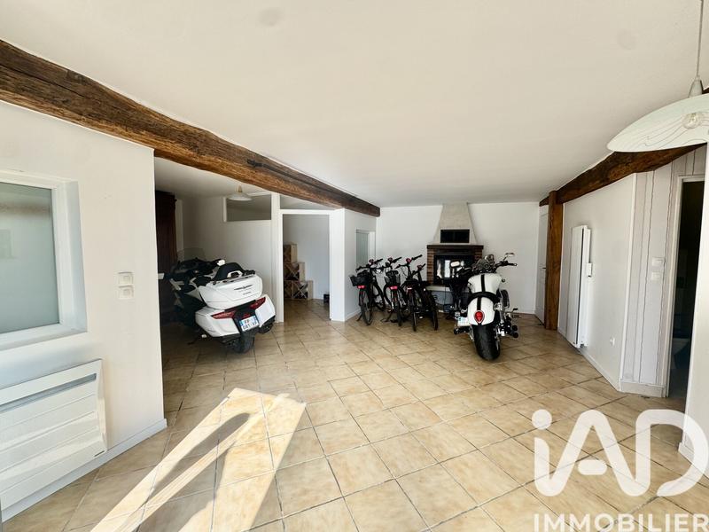Maison - 363 m² - 7 pièces