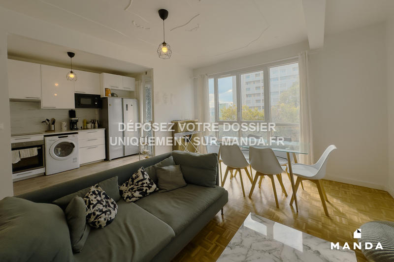 Chambre - 14 m² - 7 pièces