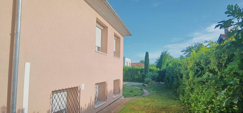 Maison - 88 m² - 6 pièces