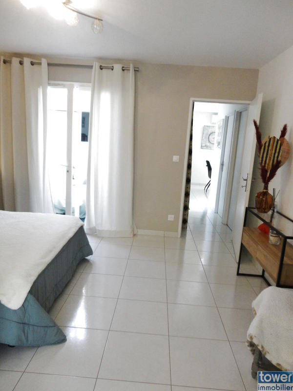 Maison - 102 m² - 4 pièces