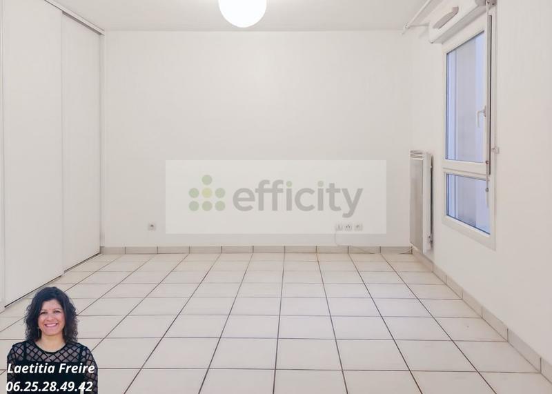 Appartement ancien - 32 m² - 1 pièce