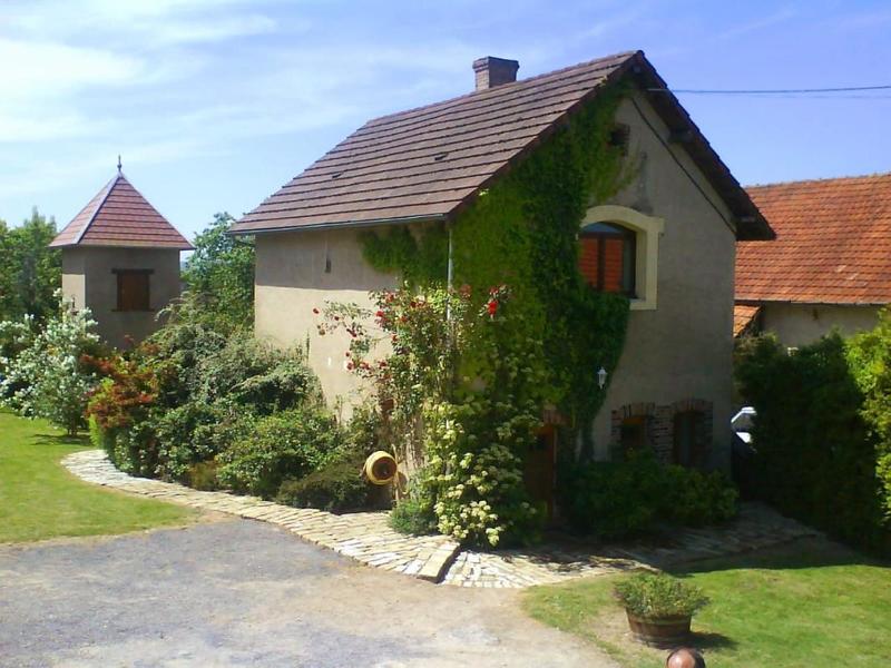 Propriété - 105 m² - 10 pièces