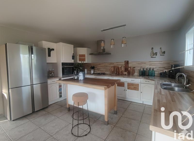 Maison - 213 m² - 7 pièces