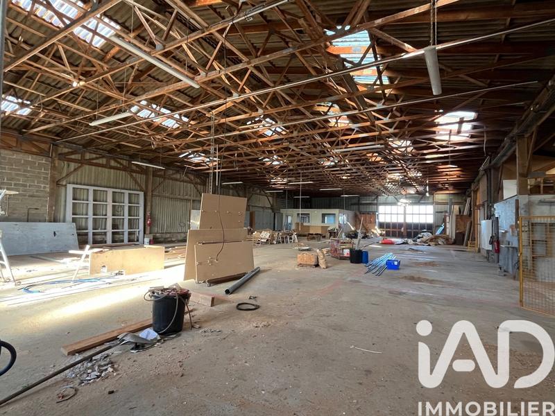 Appartement - 1 280 m² - 8 pièces