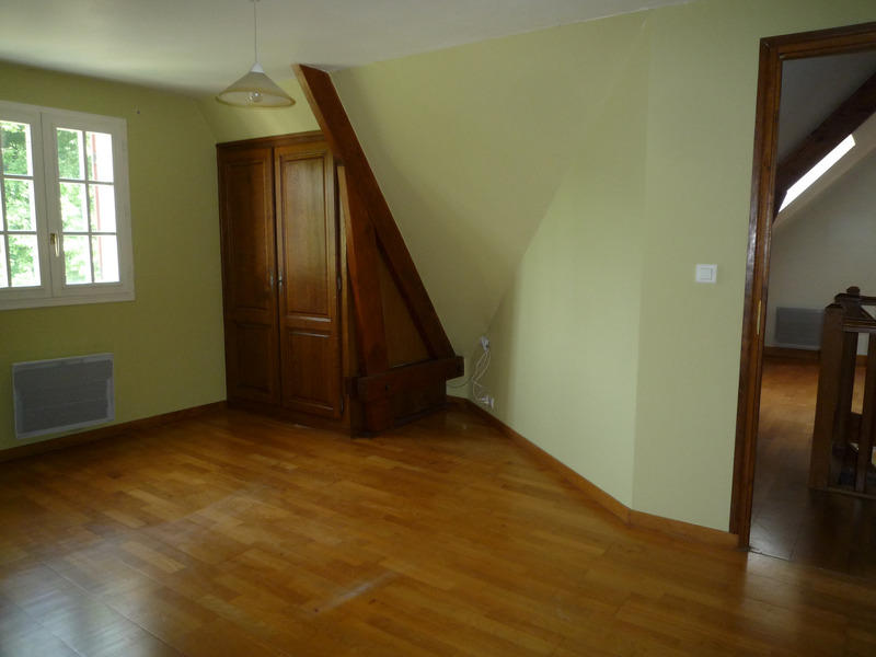 Maison - 185 m² - 10 pièces