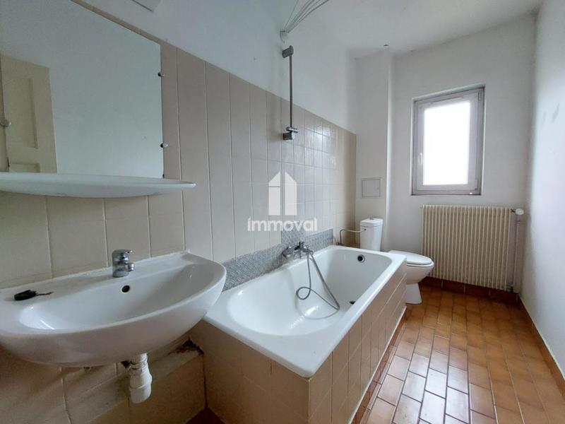 Appartement - 85 m² - 4 pièces