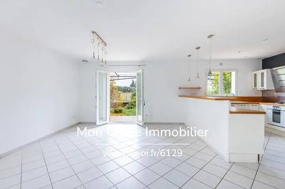 Maison - 94 m² - 4 pièces