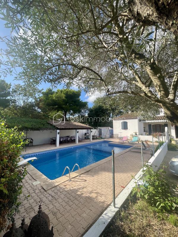 Propriété - 160 m² - 6 pièces