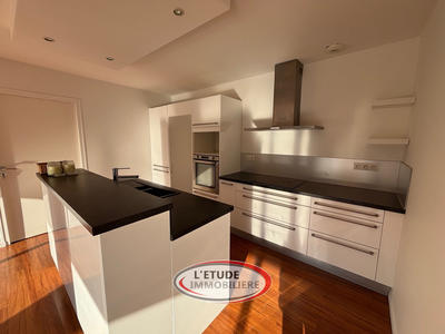 Maison - 150 m² - 7 pièces