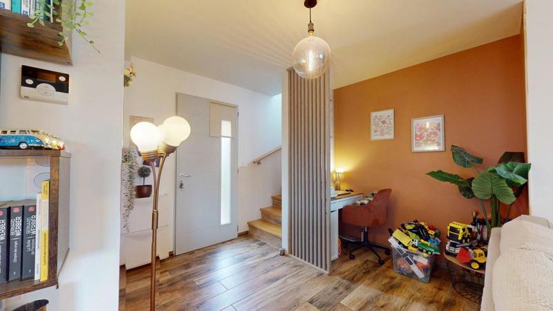 Maison - 103 m² - 5 pièces