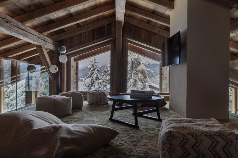 Châlet - 485 m² - 10 pièces