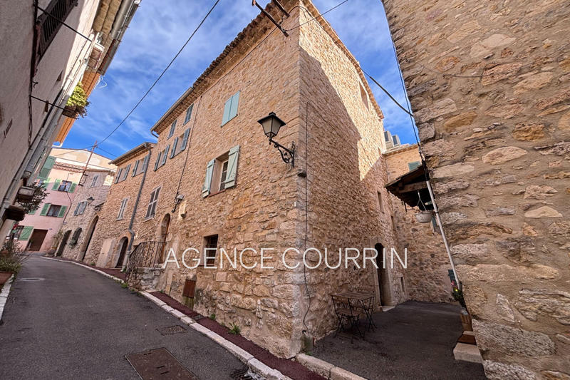 Maison de village - 95 m² - 4 pièces