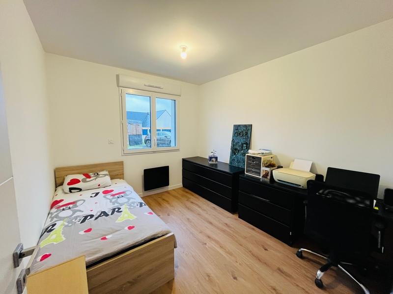 Maison - 90 m² - 5 pièces